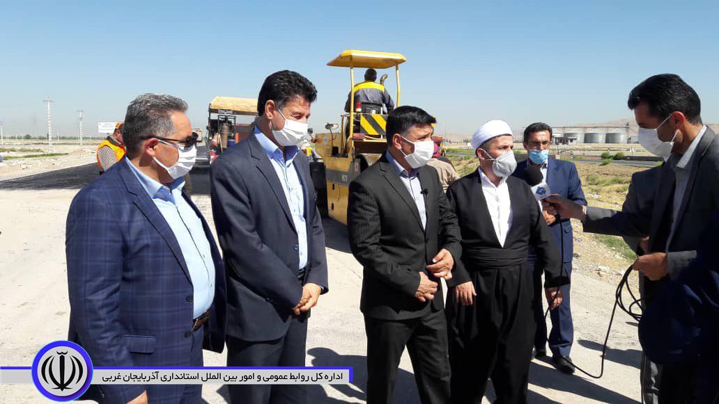 گزارش تصویری_ بازدید معاونت محترم استاندار و فرماندار ویژه شهرستان مهاباد ، امام جمعه و مدیر کل راه و شهرسازی استان آذربایجان غربی از بزرگراه مهاباد _ارومیه