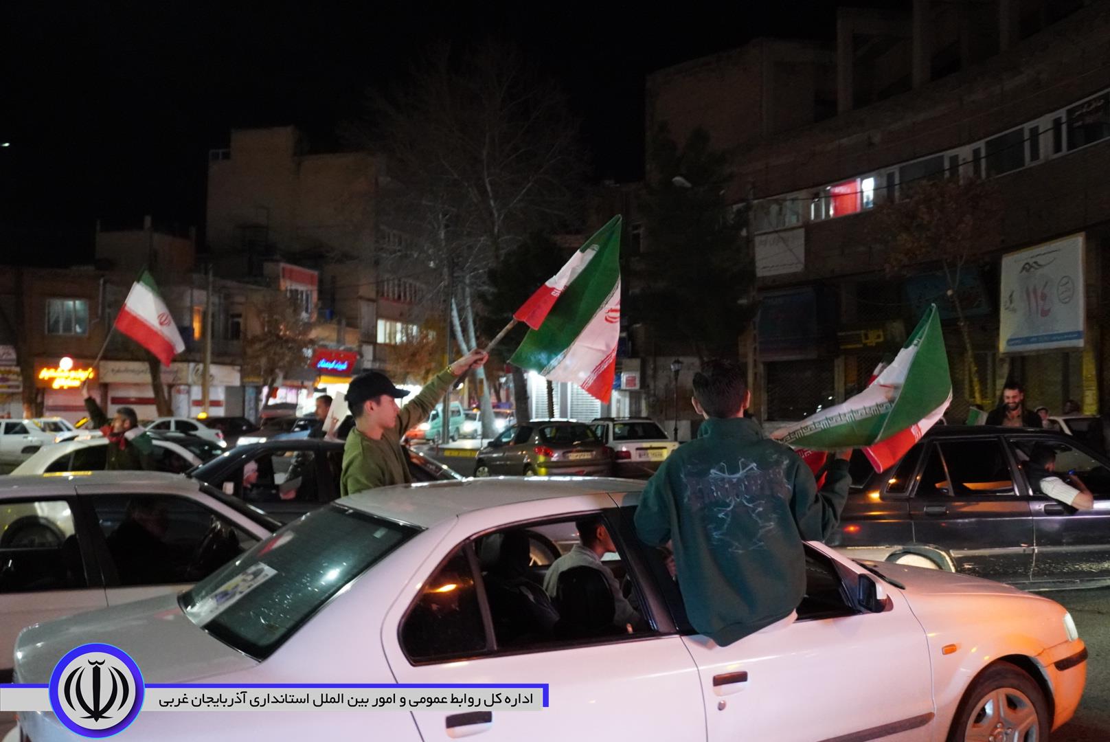 کاروان خودرویی مردم انقلابی مهاباد جلوه‌ای دیگر از اتحاد و همدلی