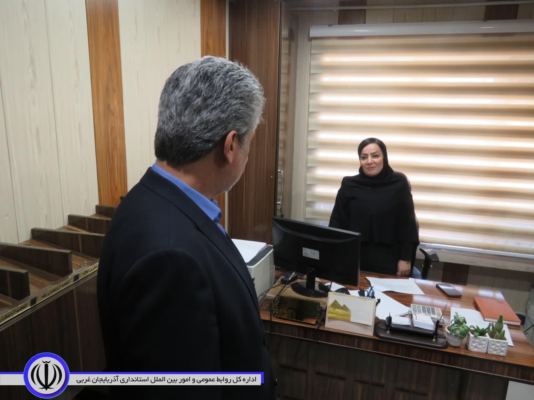 بازدید سرزده فرماندار از اداره صمت و اتاق اصناف مهاباد