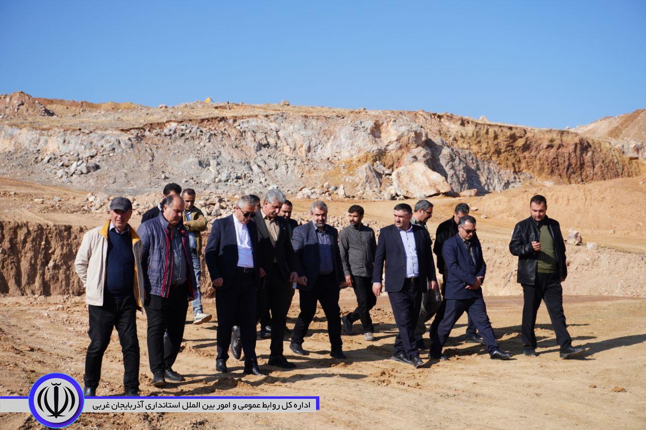 پیگیری مشکلات تعاونی‌ های مسکن مهاباد؛ گامی برای ساماندهی وضعیت سه هزار خانوار