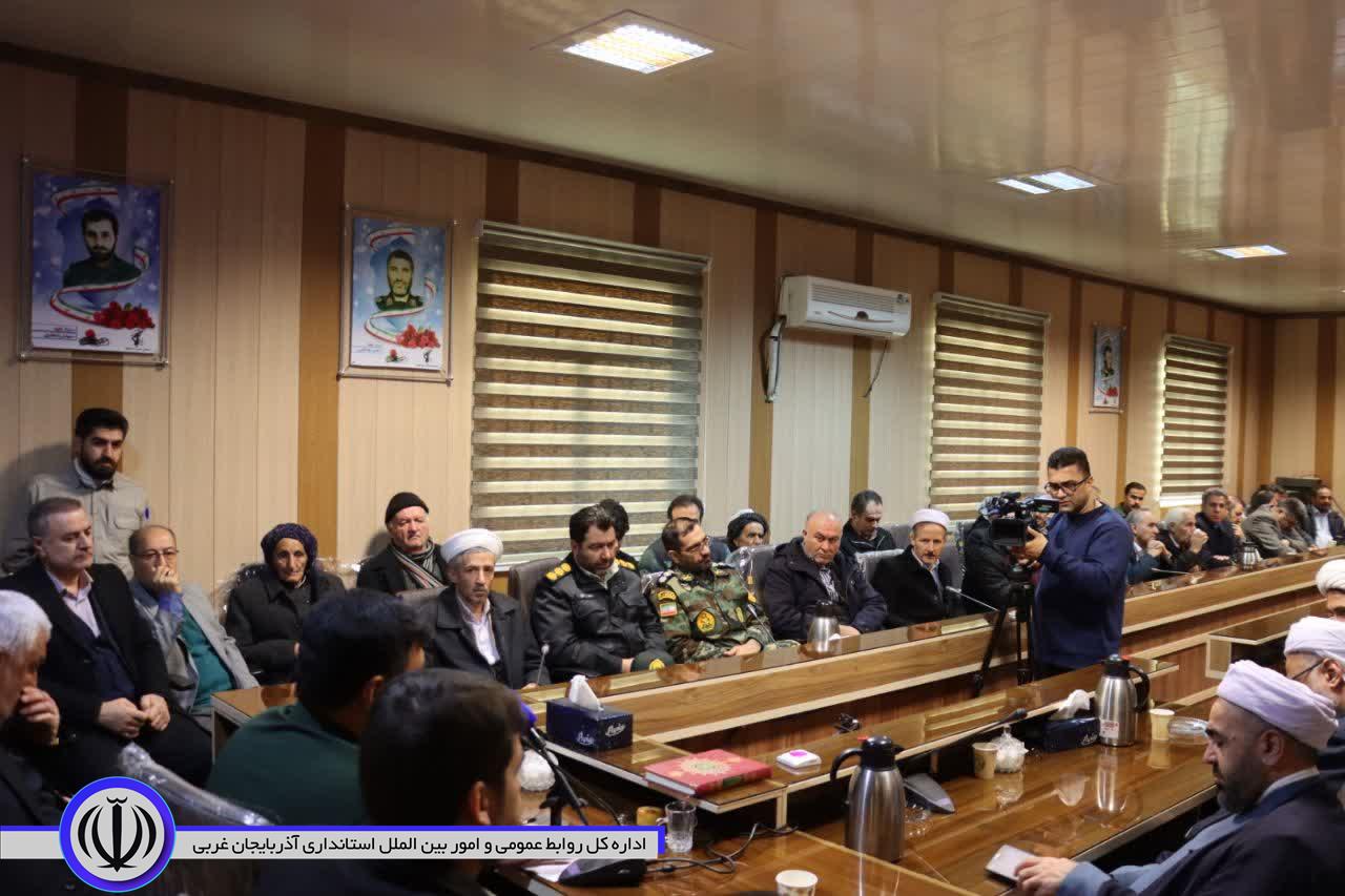 دیدار با فرمانده سپاه مهاباد بمناسبت روز پاسدار