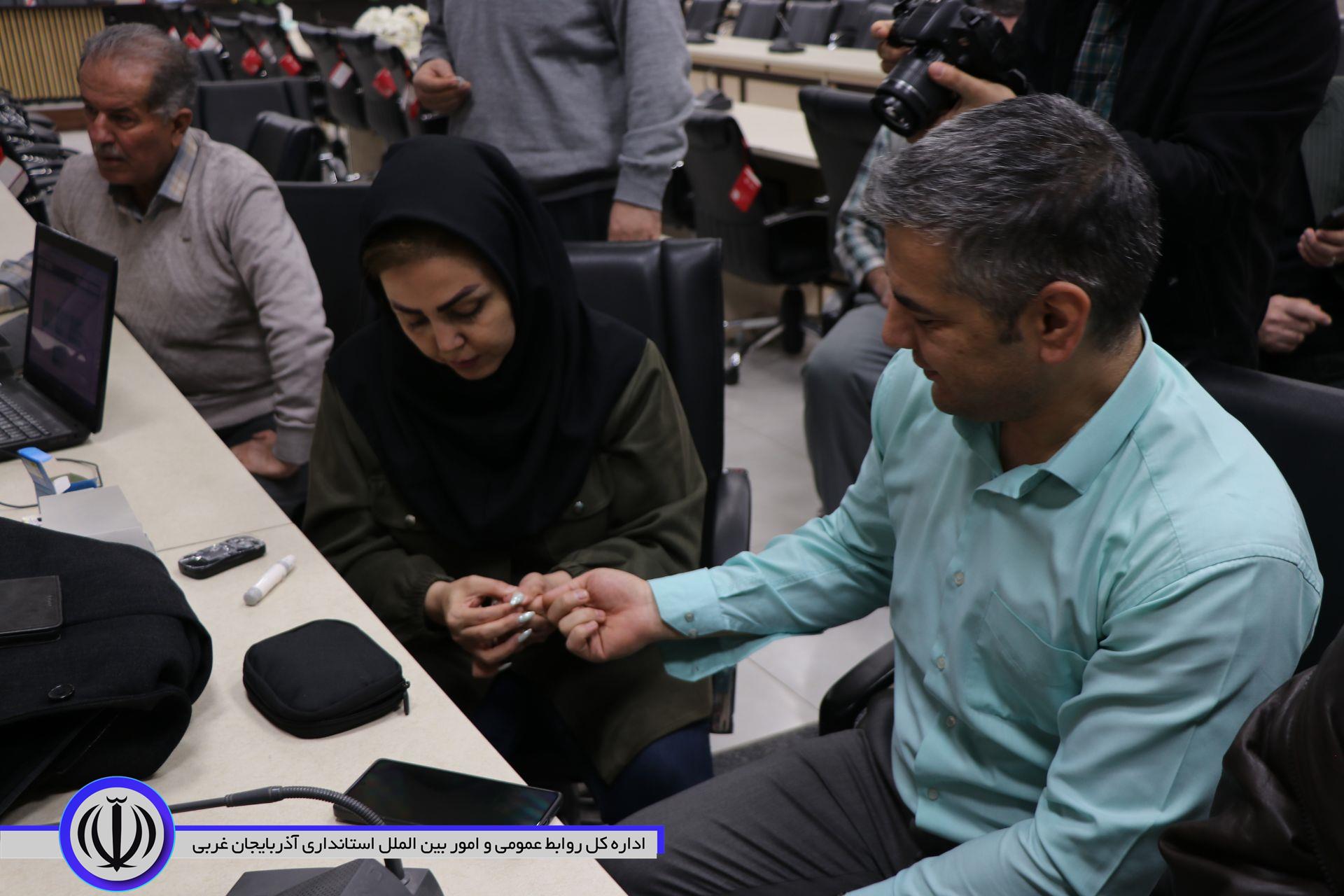 پایش سلامت کارمندان مهاباد در هفته ملی سلامت مردان