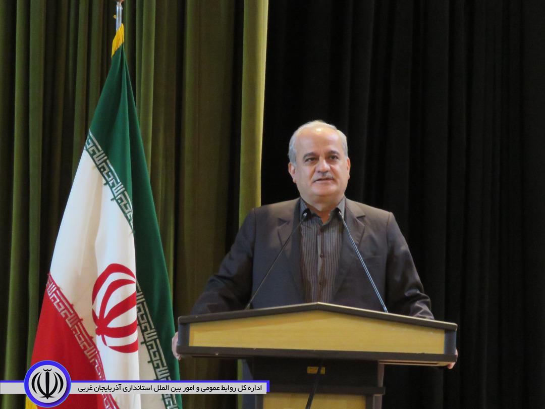 مراسم تقدیر از شوراهای اسلامی شهر و روستا در شهرستان مهاباد برگزار شد
