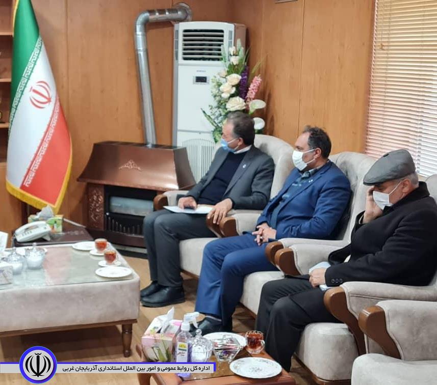دیدار مدیر عامل شرکت آب و فاضلاب استان آذربایجانغربی با فرماندار مهاباد