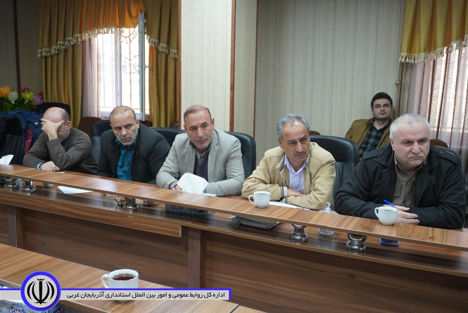 شورای آرد و نان شهرستان مهاباد تشکیل جلسه داد