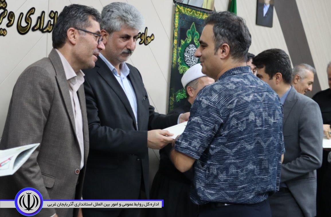 مراسم گرامیداشت روز خبرنگار در مهاباد برگزار شد