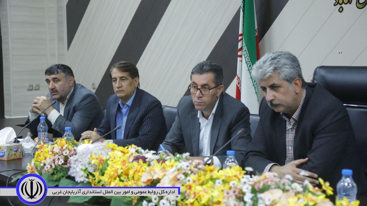 نشست بررسی مسائل بخش کشاورزی شهرستان مهاباد