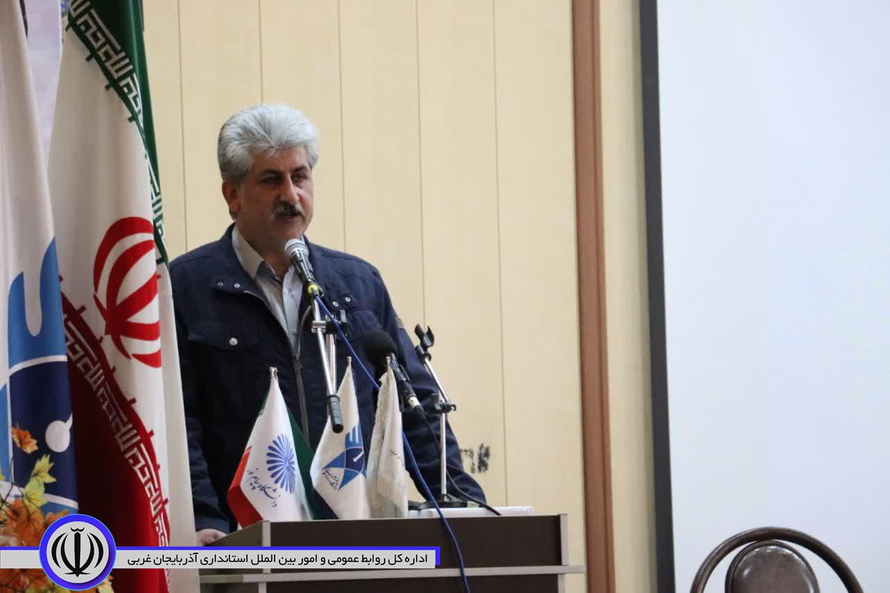 فرماندار مهاباد: دانشجویان سربازان مسیر توسعه و شفافیت هستند