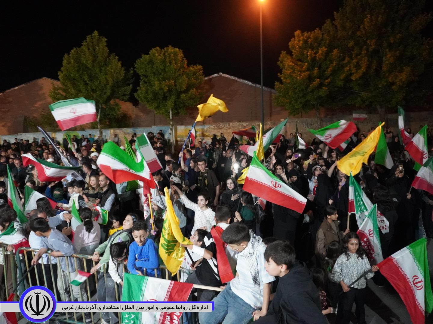 جانفشانی مردم ایران از ابتدای پیروزی انقلاب اسلامی تاکنون تداوم داشته است