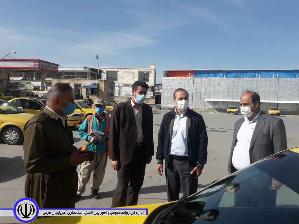 بازدید معاون توسعه و برنامه ریزی فرماندار مهاباد از روند اجرای مصوبات ستاد کرونا و تعطیلی بازار