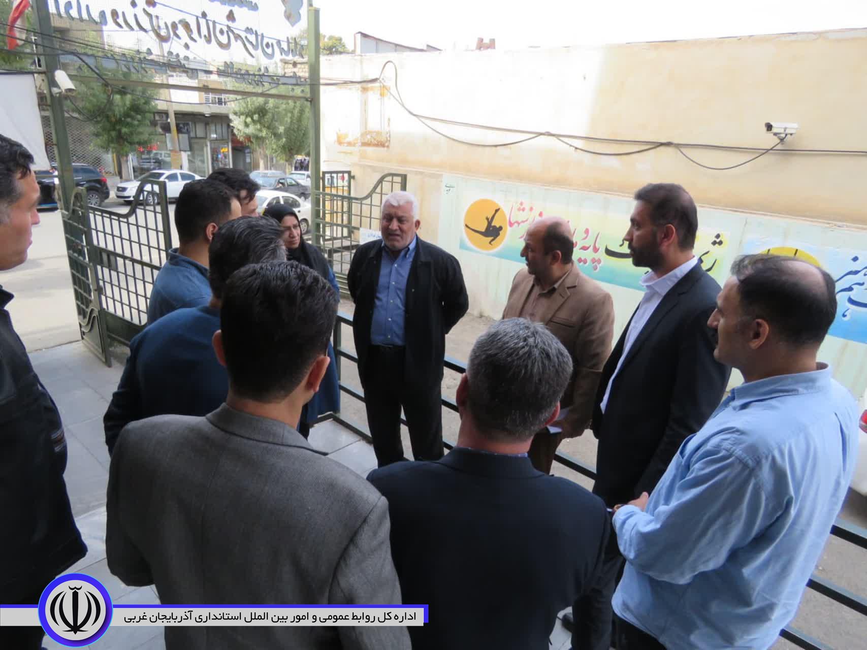 بازدید فرماندار ویژه مهاباد از اداره و اماکن ورزشی اداره ورزش و جوانان