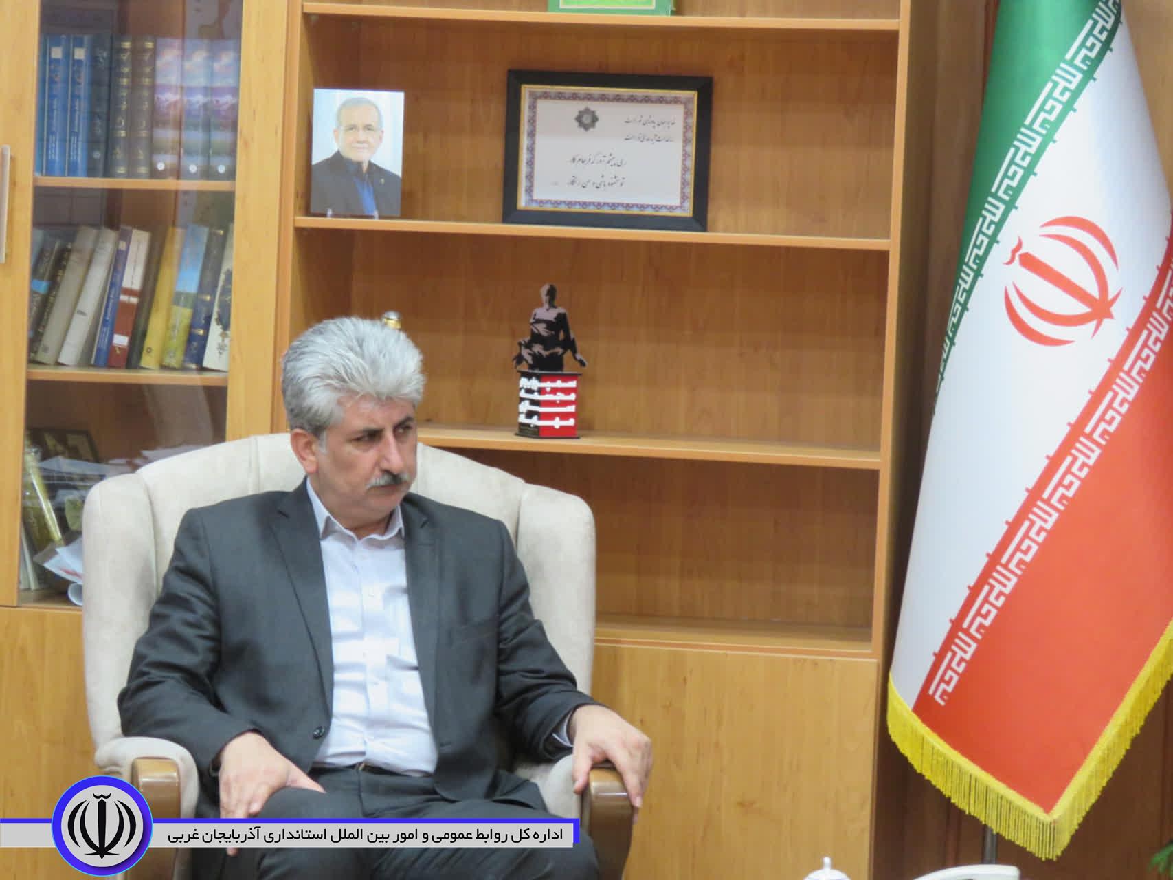 مراسم تودیع و معارفه رئیس پایگاه انتقال خون مهاباد برگزار شد