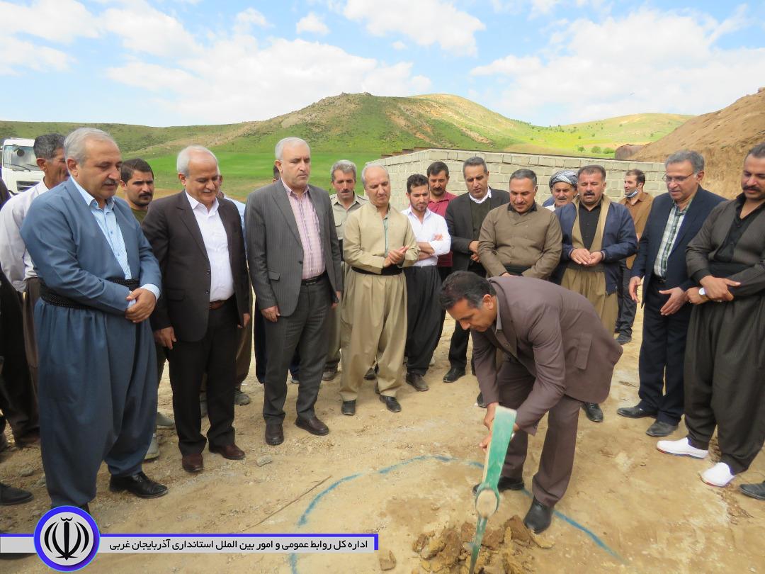 عملیات اجرایی پنج کیلومتر از مسیر روستایی مهاباد به بوکان آغاز شد