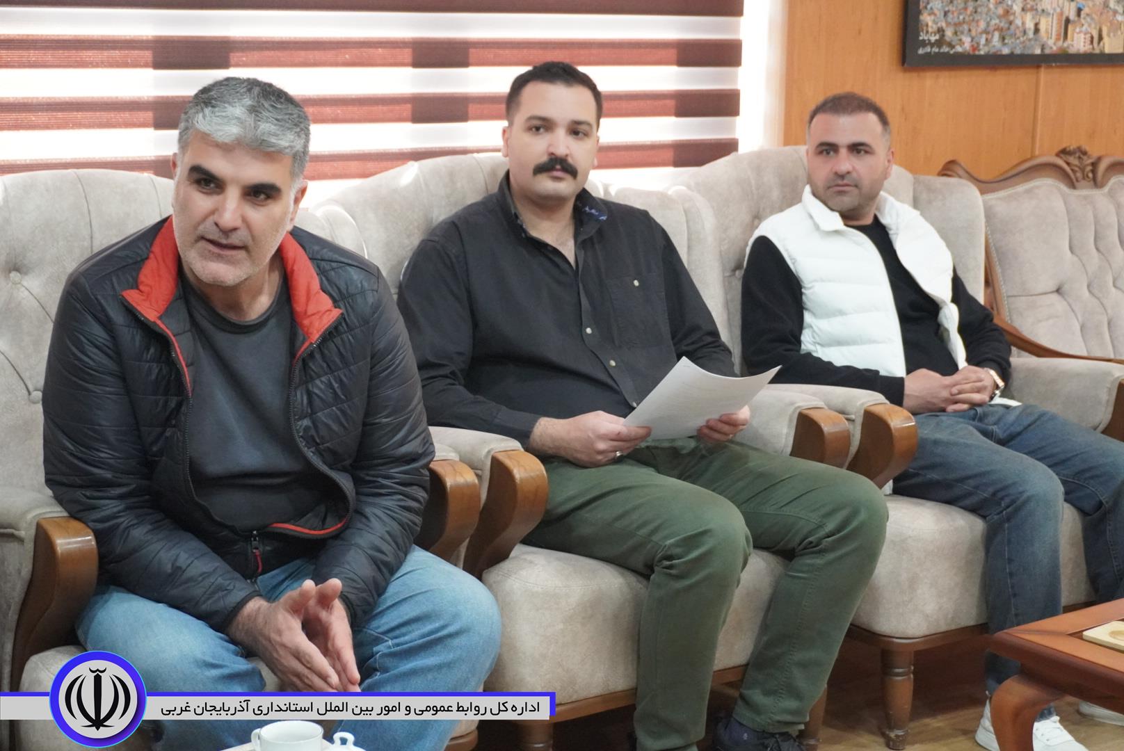 تصاویری از جلسه ملاقات عمومی فرماندار مهاباد در چهارشنبه های مردمی