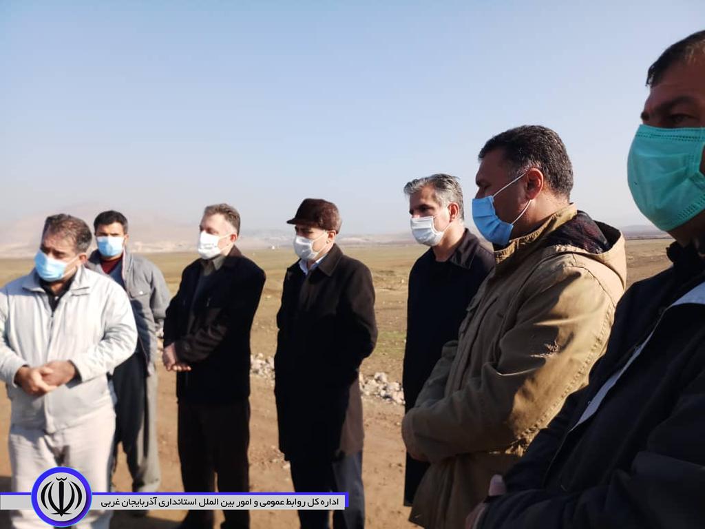 بازدید بخشدار مرکزی مهاباد از محل تامین آب شرب روستای ترشکان