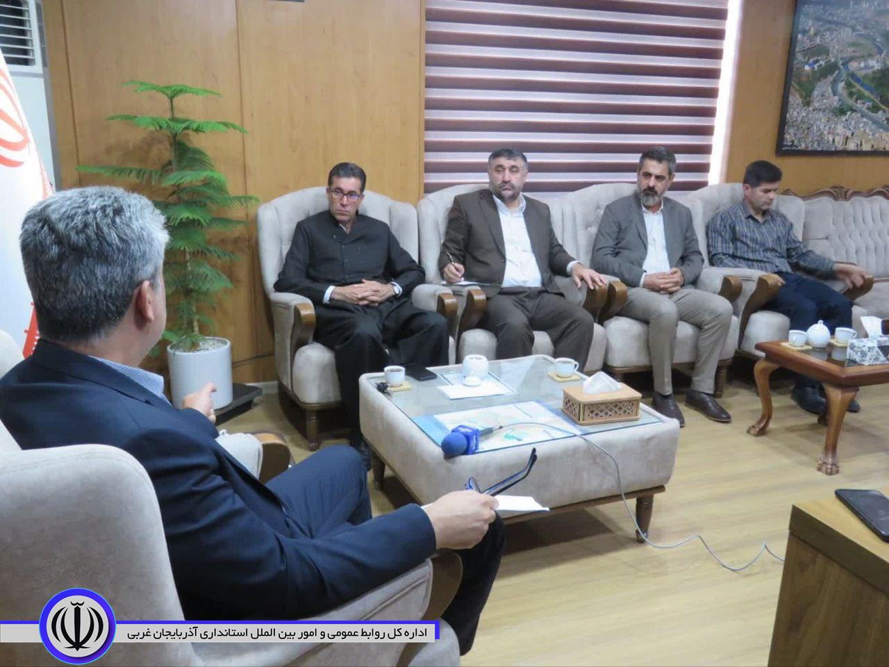 مهاباد روی ریل توسعه گردشگری/ کلنگ‌زنی 2 پروژه در راه است