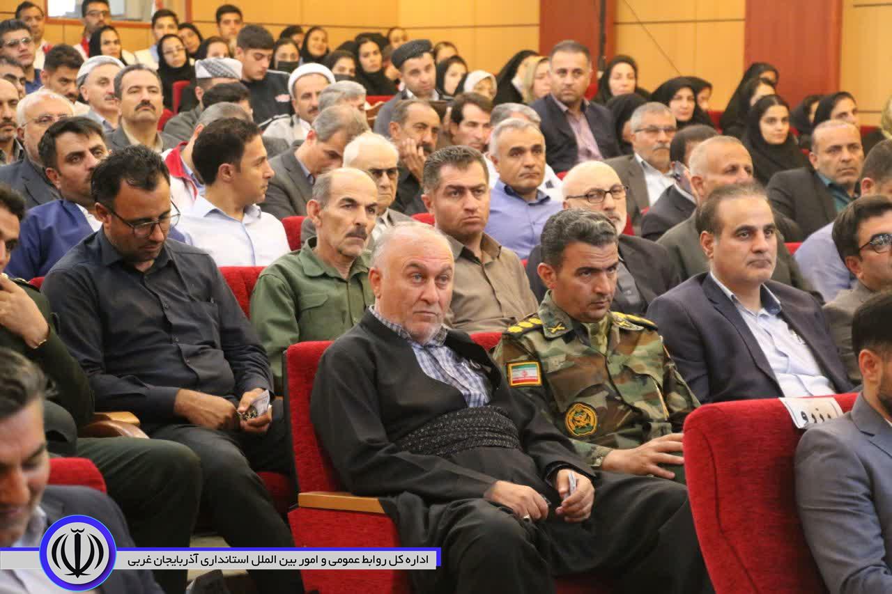 امام جمعه مهاباد: عملکرد شهید رئیسی در دفاع از مظلومان ماندگار است
