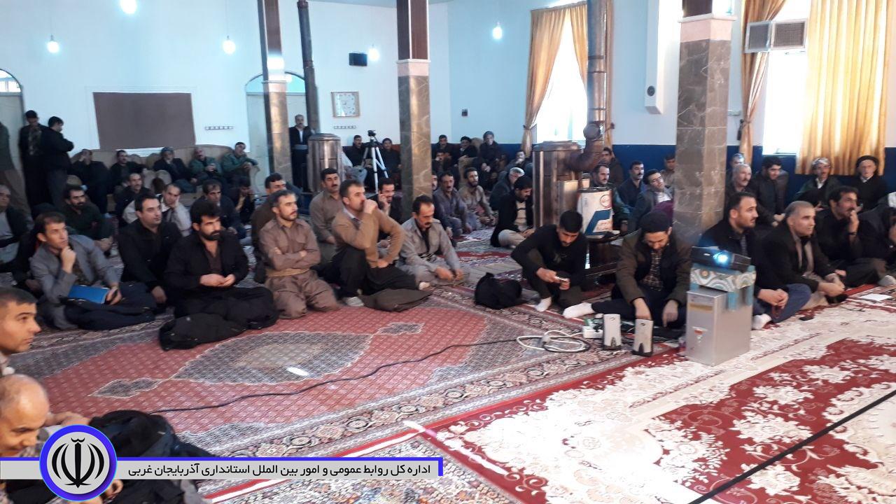 برگزاری میز خدمت در دهستان منگور شرقی