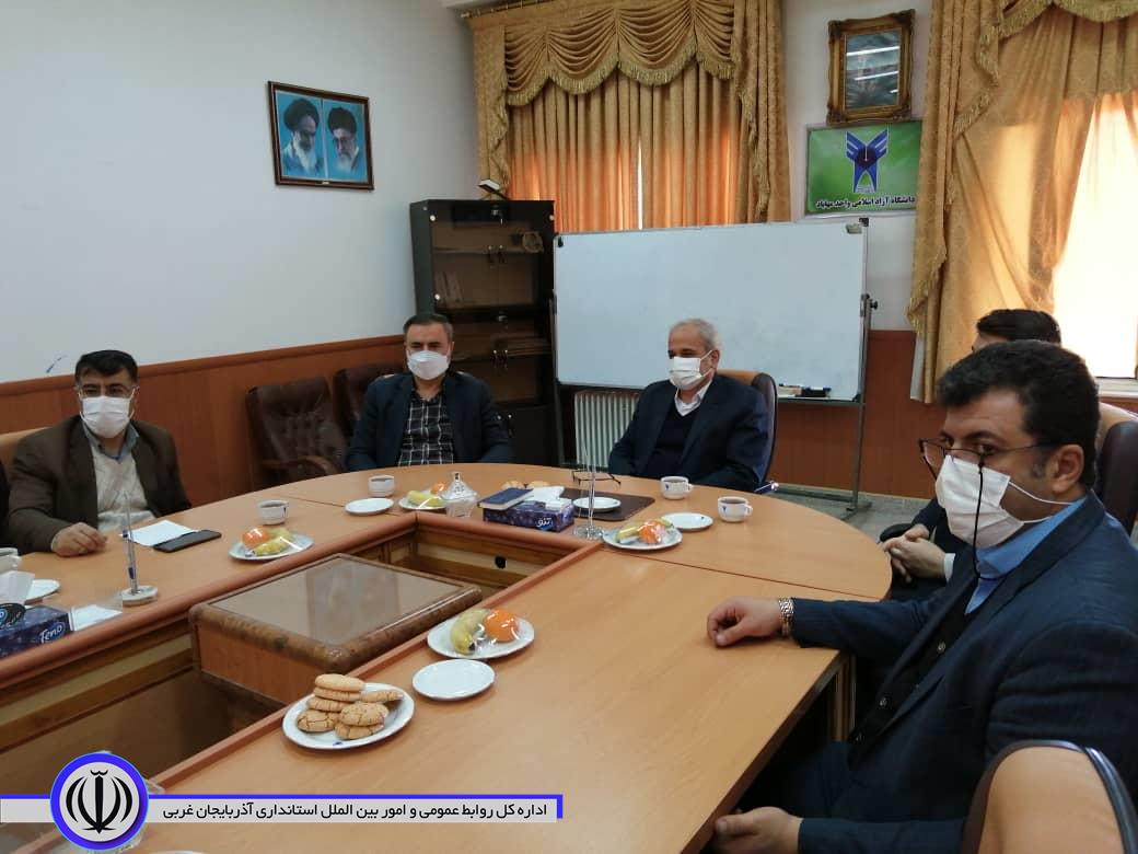 آزمون استخدامی قوه قضاییه در مهاباد برگزار شد
