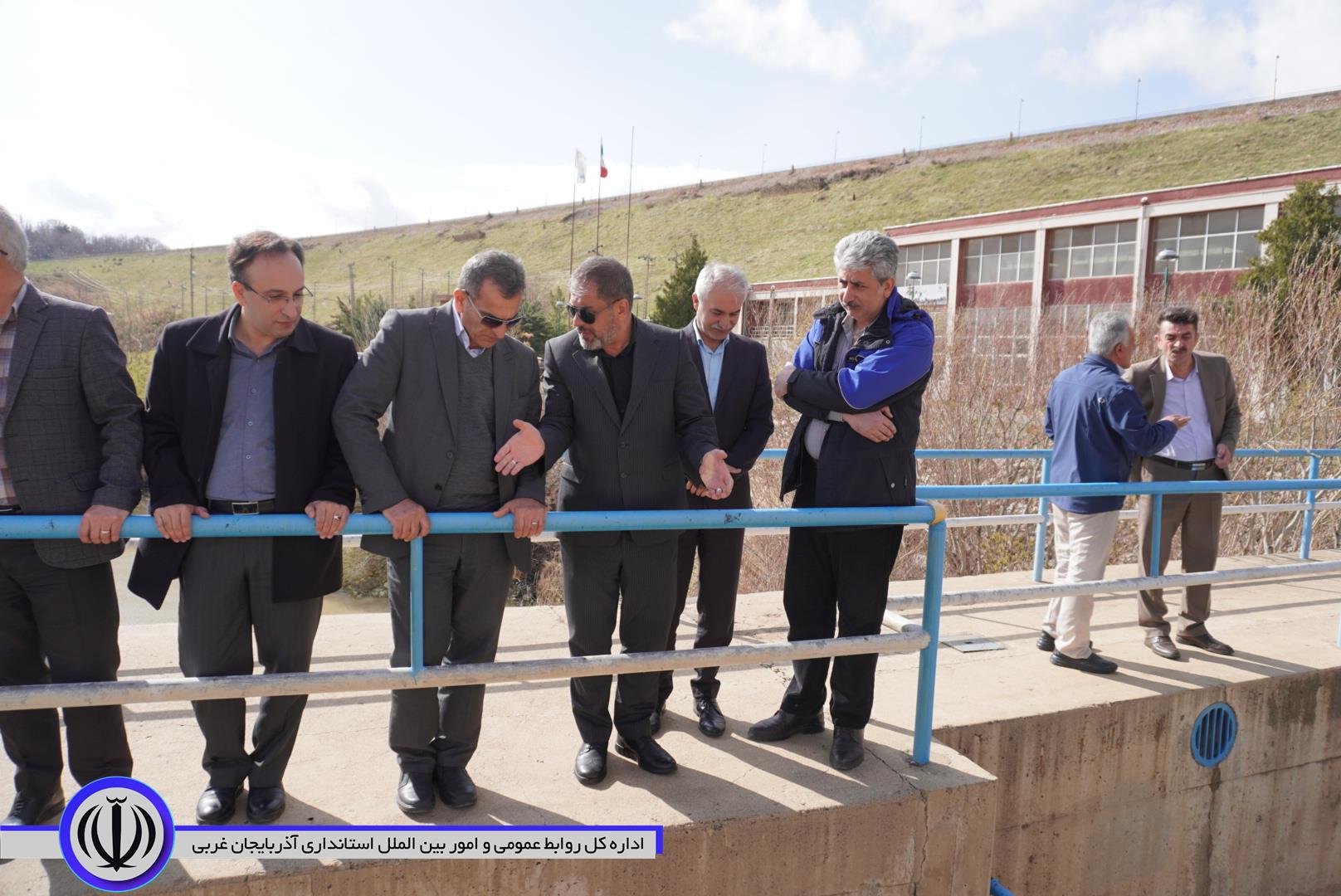 آب مخزن سد مهاباد به سمت دریاچه ارومیه رهاسازی شد