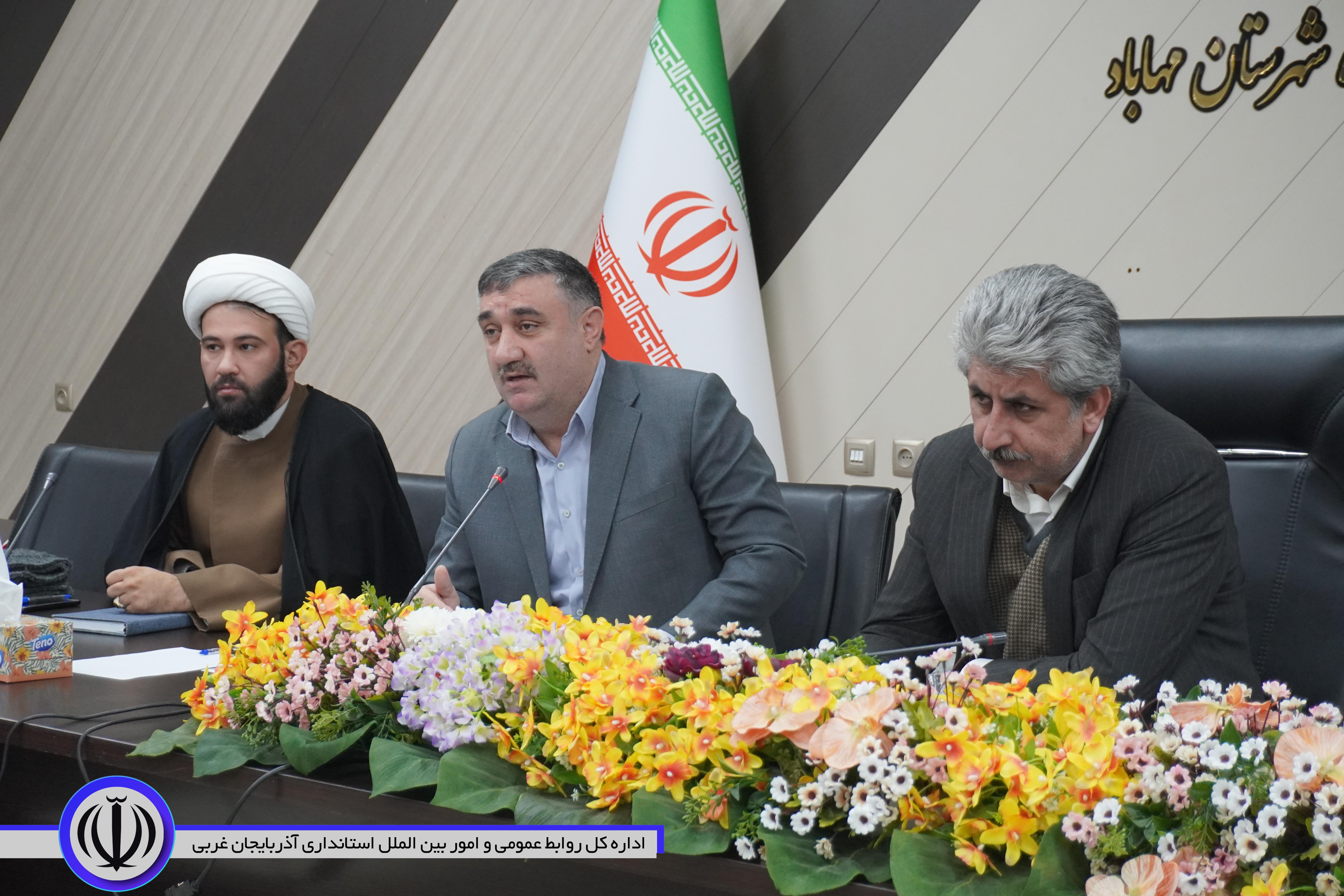 2.3 همت پروژه عمرانی در مهاباد آماده بهره‌برداری و کلنگ‌زنی است