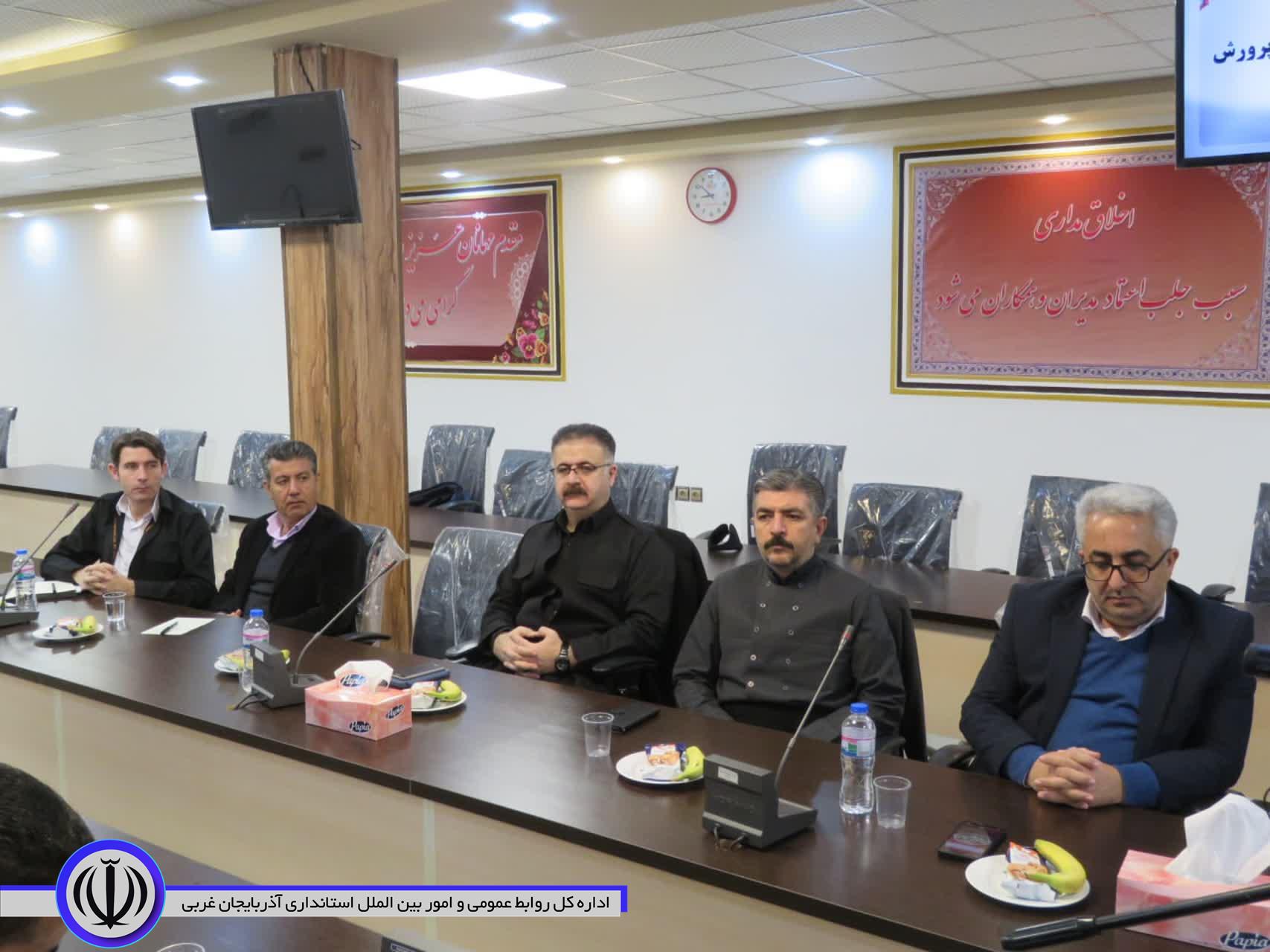 توسعه و تجهیز فضاهای آموزشی در مناطق کم برخوردار اولویت کاری مسئولان مهاباد