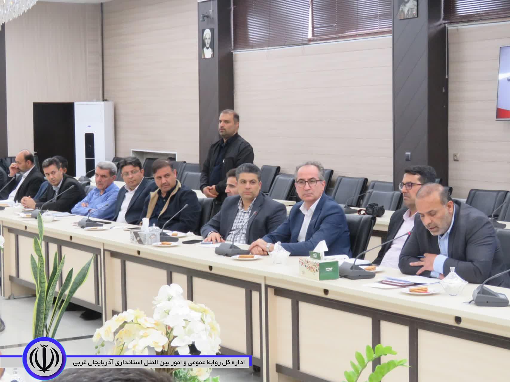 کارگروه سرمایه گذاری و اشتغال مهاباد تشکیل جلسه داد