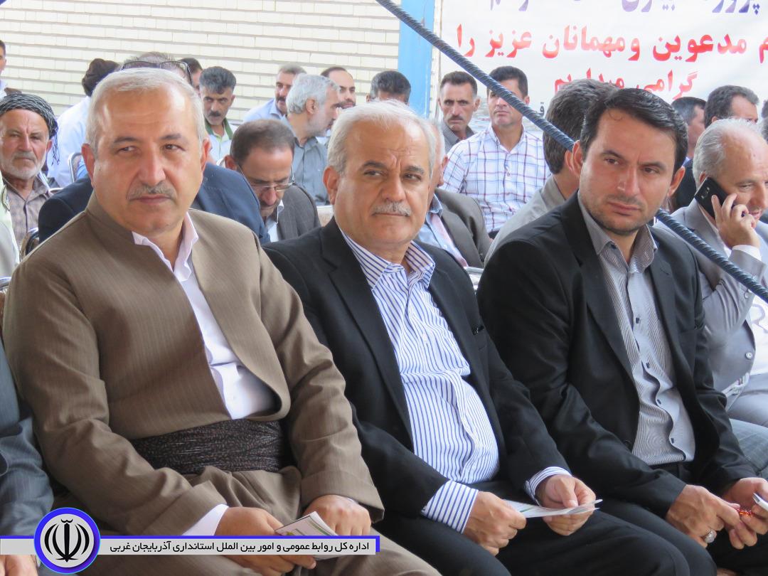 طرح شبکه آبیاری تحت فشار روستای قم قلعه مهاباد به بهره برداری رسید