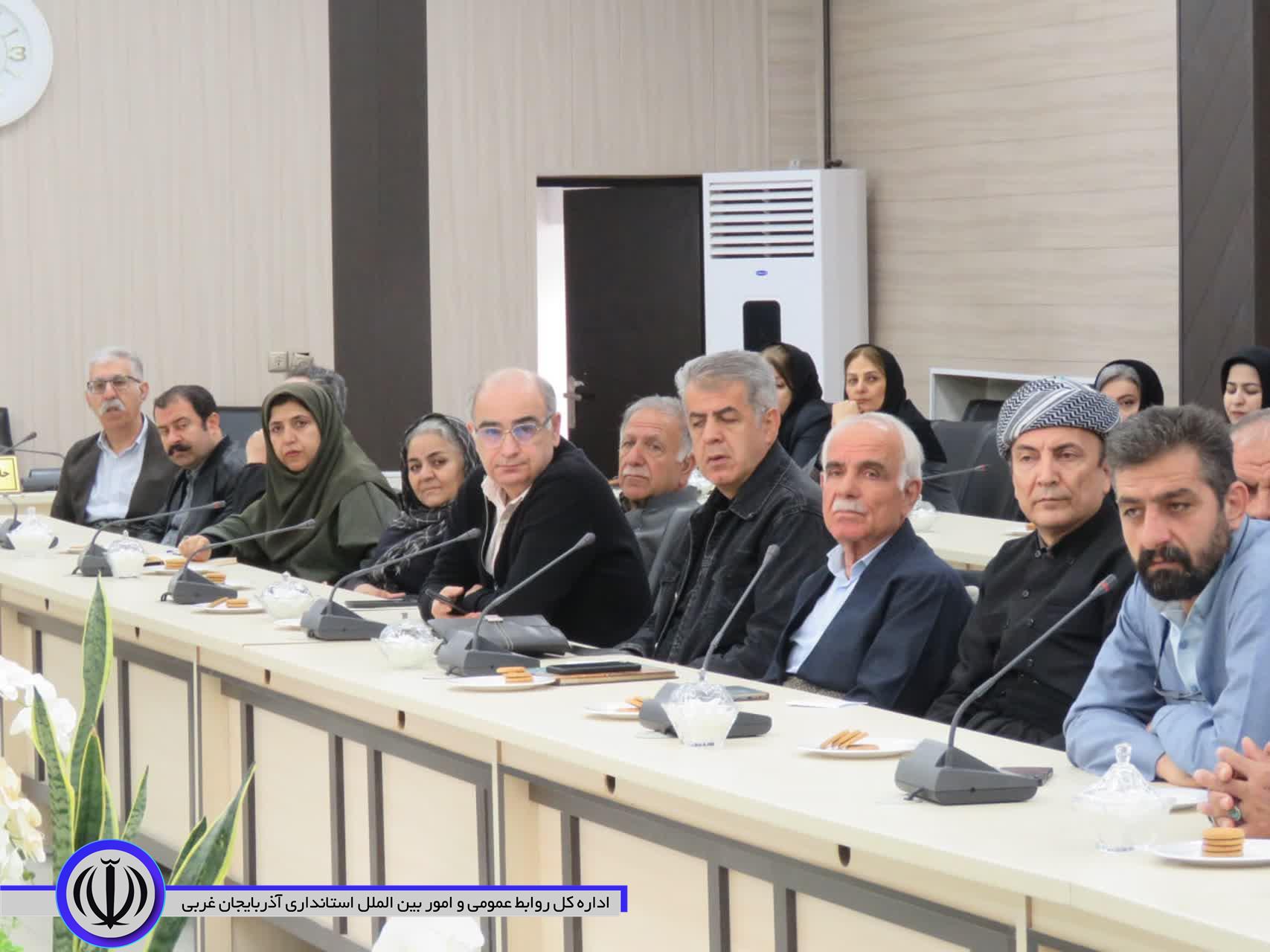 نشست صمیمی جمعیت زاگرس با سرپرست فرمانداری مهاباد