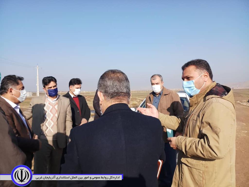 بازدید بخشدار مرکزی مهاباد از محل تامین آب شرب روستای ترشکان