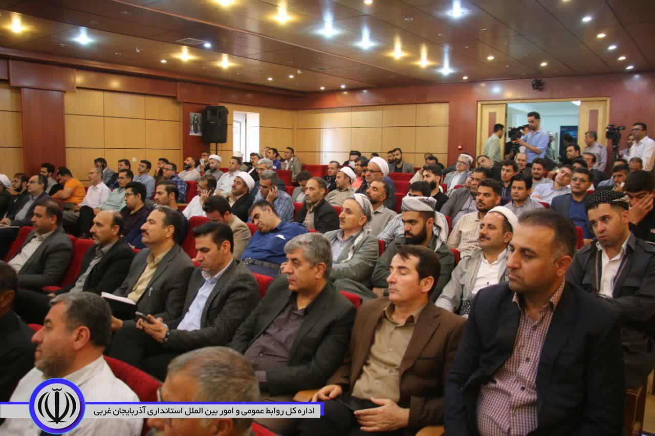 امام جمعه مهاباد: عملکرد شهید رئیسی در دفاع از مظلومان ماندگار است
