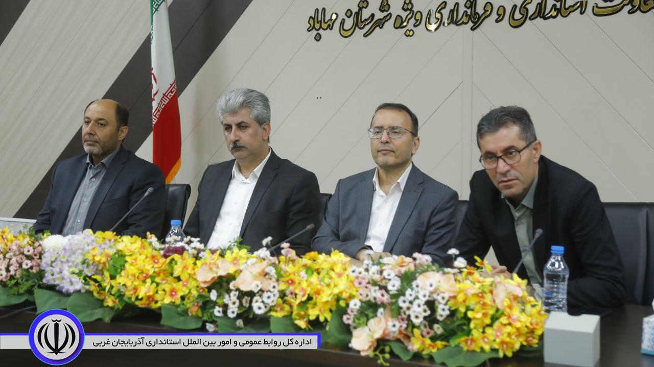 بررسی مشکلات تولید کنندگان صنعت دام و طیور در مهاباد