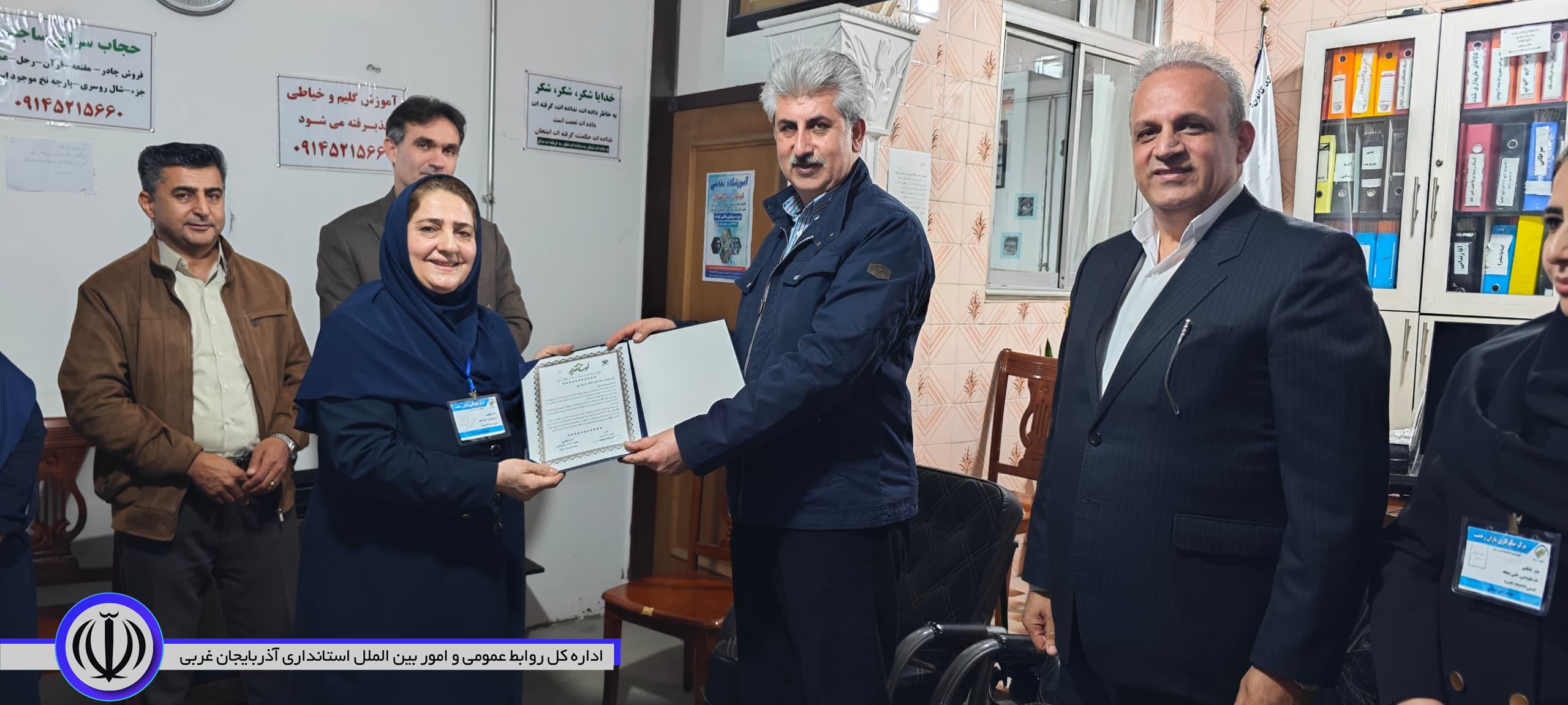 بازدید فرماندار ویژه شهرستان مهاباد از نمایندگی بنیاد کودک و مرکز نیکوکاری باران رحمت