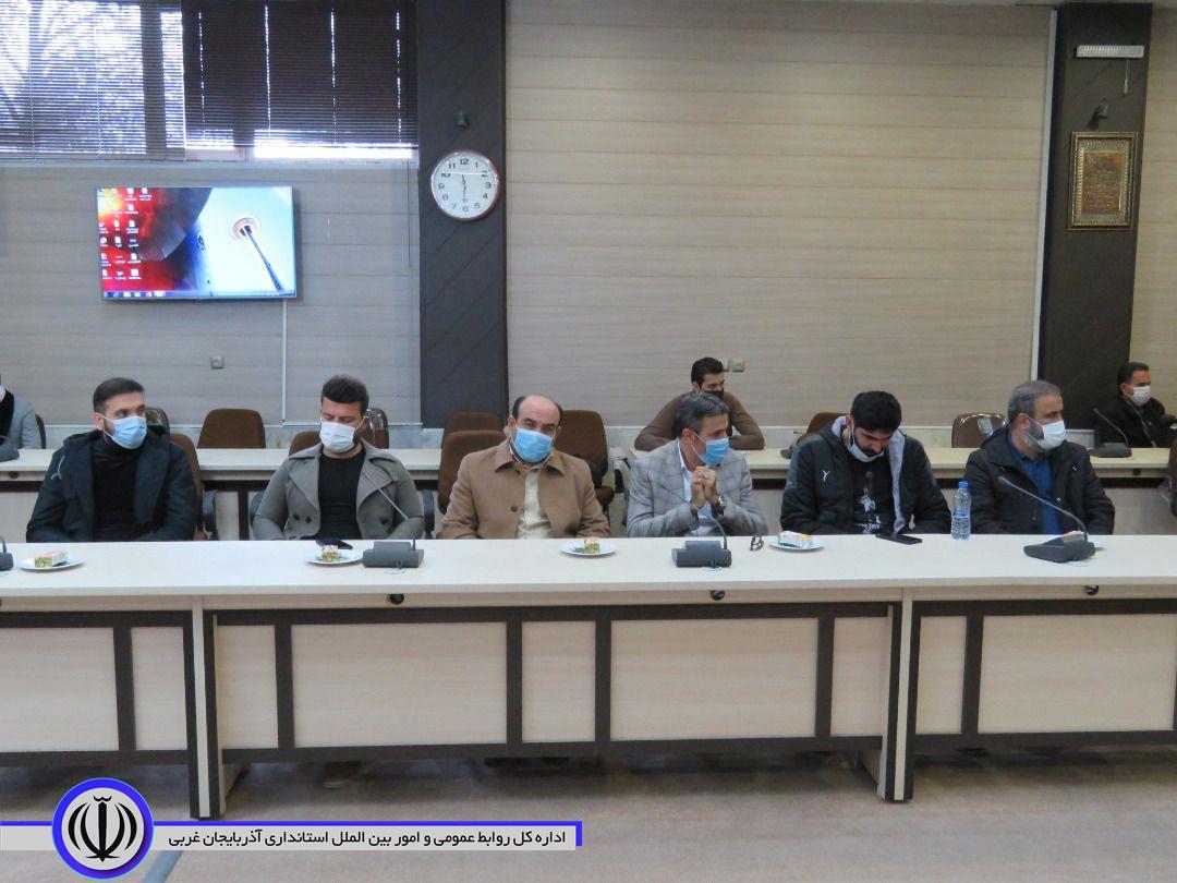 رونمایی از لباس تیم والیبال استعداد های درخشان مهاباد
