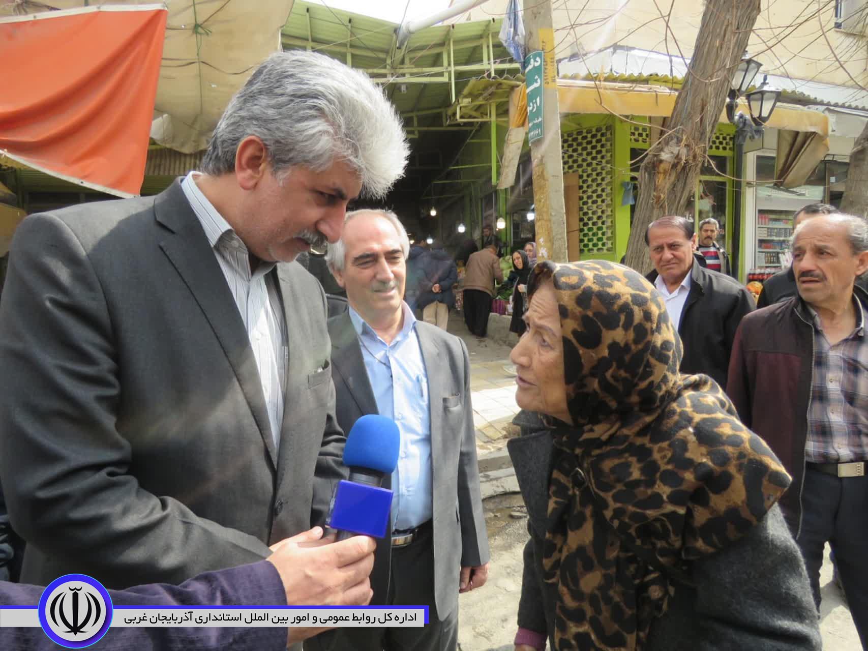 گفتوگو فرماندار با شهروندان و کسبه خوشنام مهاباد