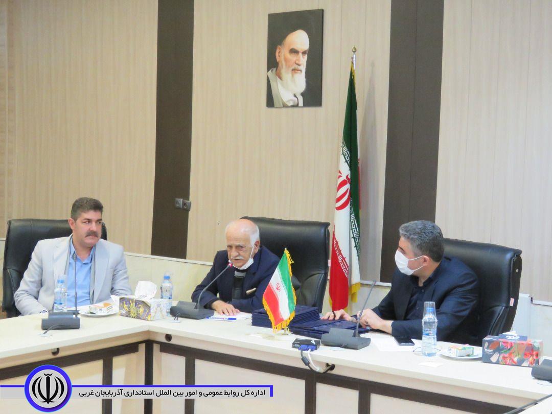رونمایی از لباس تیم والیبال استعداد های درخشان مهاباد