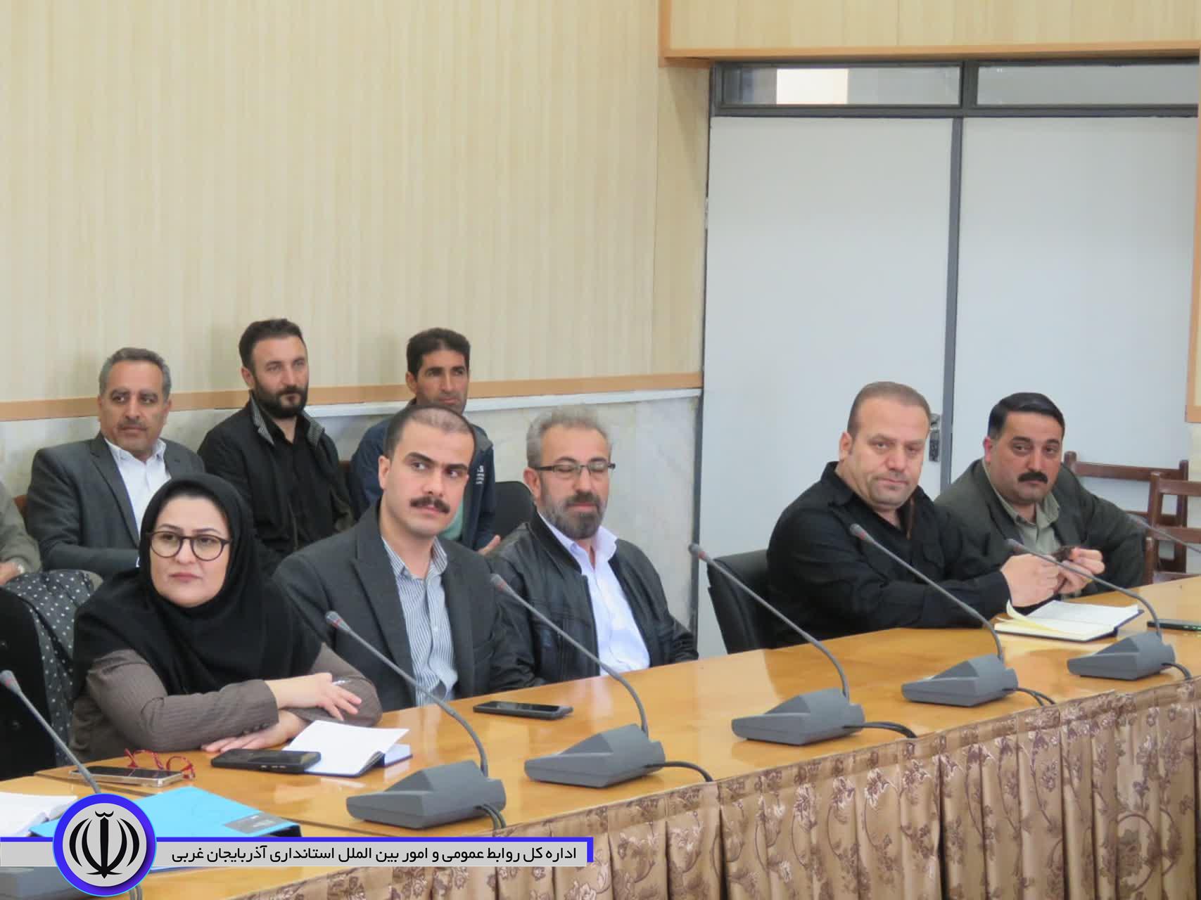 بررسی مشکلات بخش خلیفان در اولین نشست شورای اداری شهرستان مهاباد