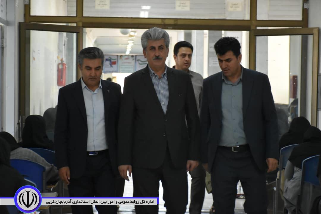 بازدید فرماندار ویژه مهاباد از برگزاری آزمون استخدامی ماده 28 وزارت آموزش وپرورش در مهاباد