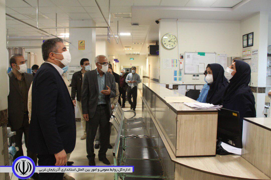 شرکت پتروشیمی 2 میلیارد ریال به بیمارستان مهاباد کمک کرد
