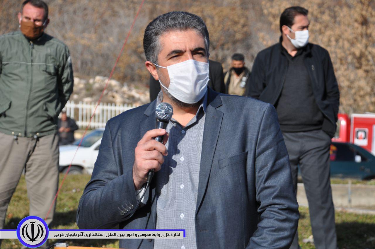 راهپیمایی موتوری و خودرویی 22 بهمن در مهاباد برگزار شد