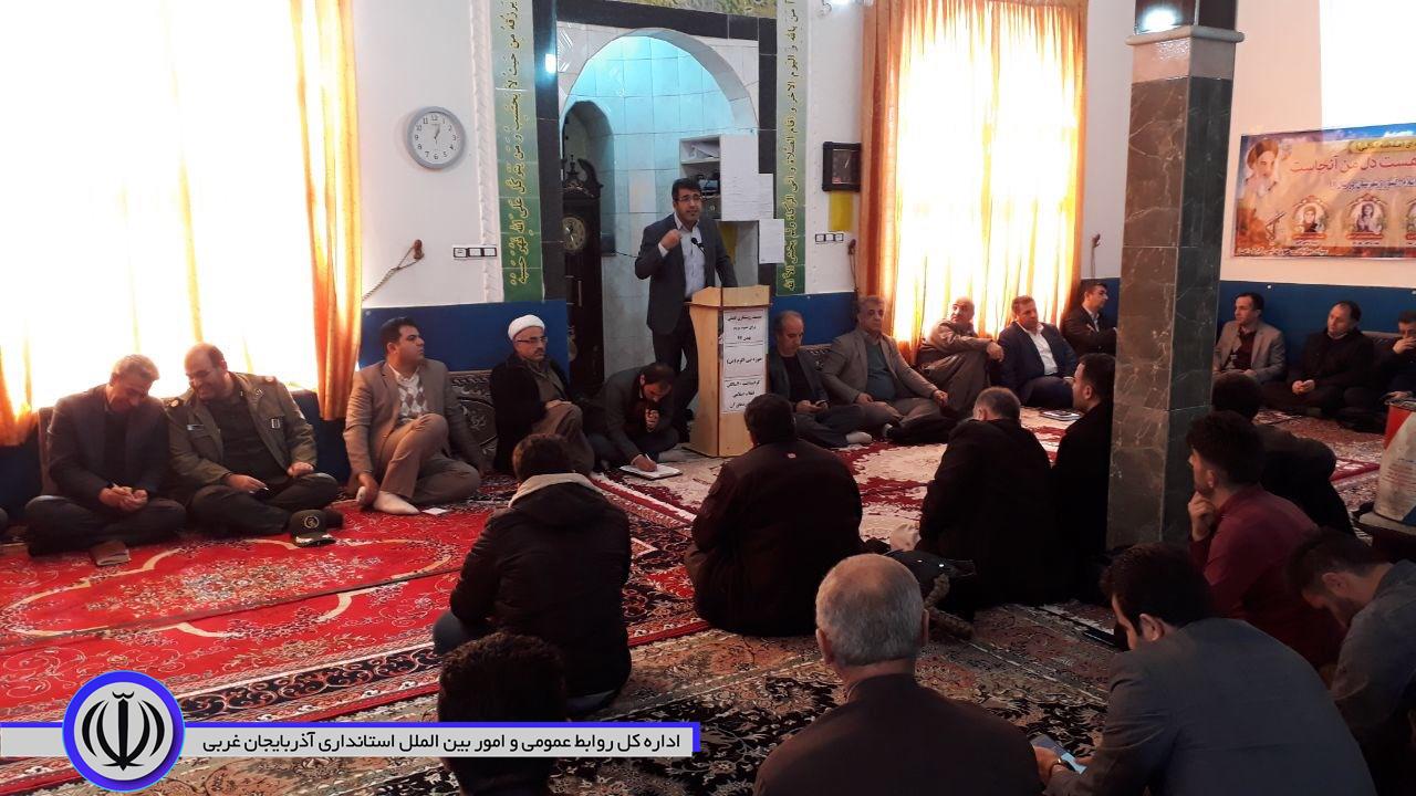 برگزاری میز خدمت در دهستان منگور شرقی