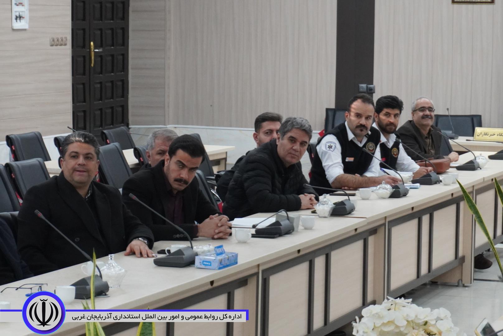 توزیع سهمیه سه ماه آینده سوخت و آرد روستاهای صعب‌العبور مهاباد