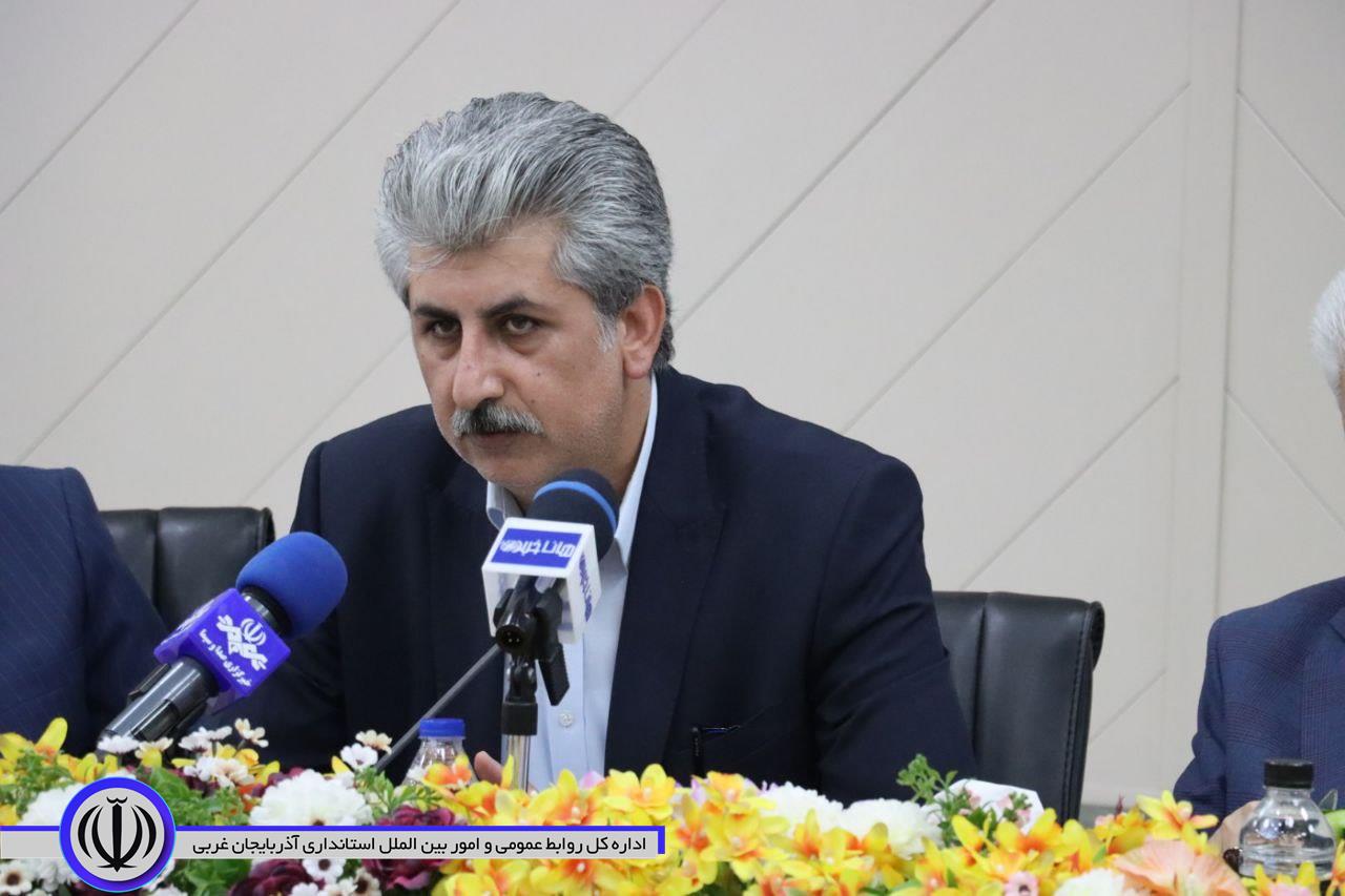 حضور اعضای کمیسیون بهداشت و درمان مجلس، جمعی از معاونان وزارت بهداشت، معاون درمان سازمان تامین اجتماعی کشور معاونین وزرای بهداشت و درمان و تعاون و کار و رفاه اجتماعی و مسولان استانی و شهرستانی