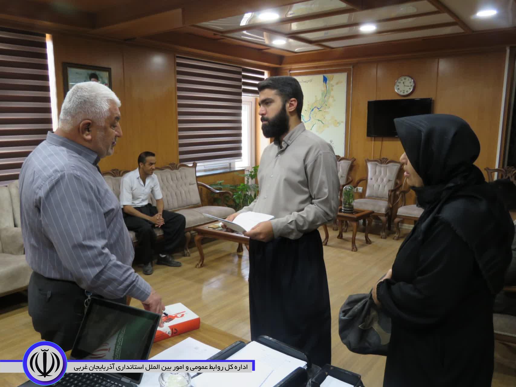 ملاقات مردمی فرماندار مهاباد به روال هر هفته برگزار شد