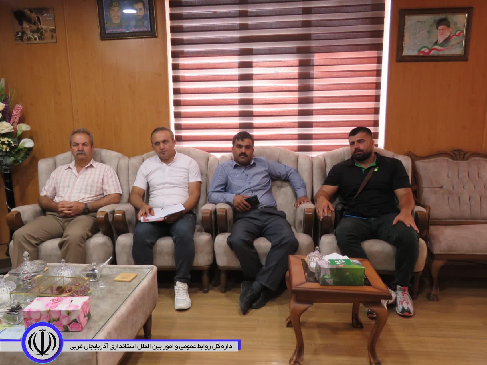 ملاقات عمومی فرماندار مهاباد با شهروندان برگزار شد