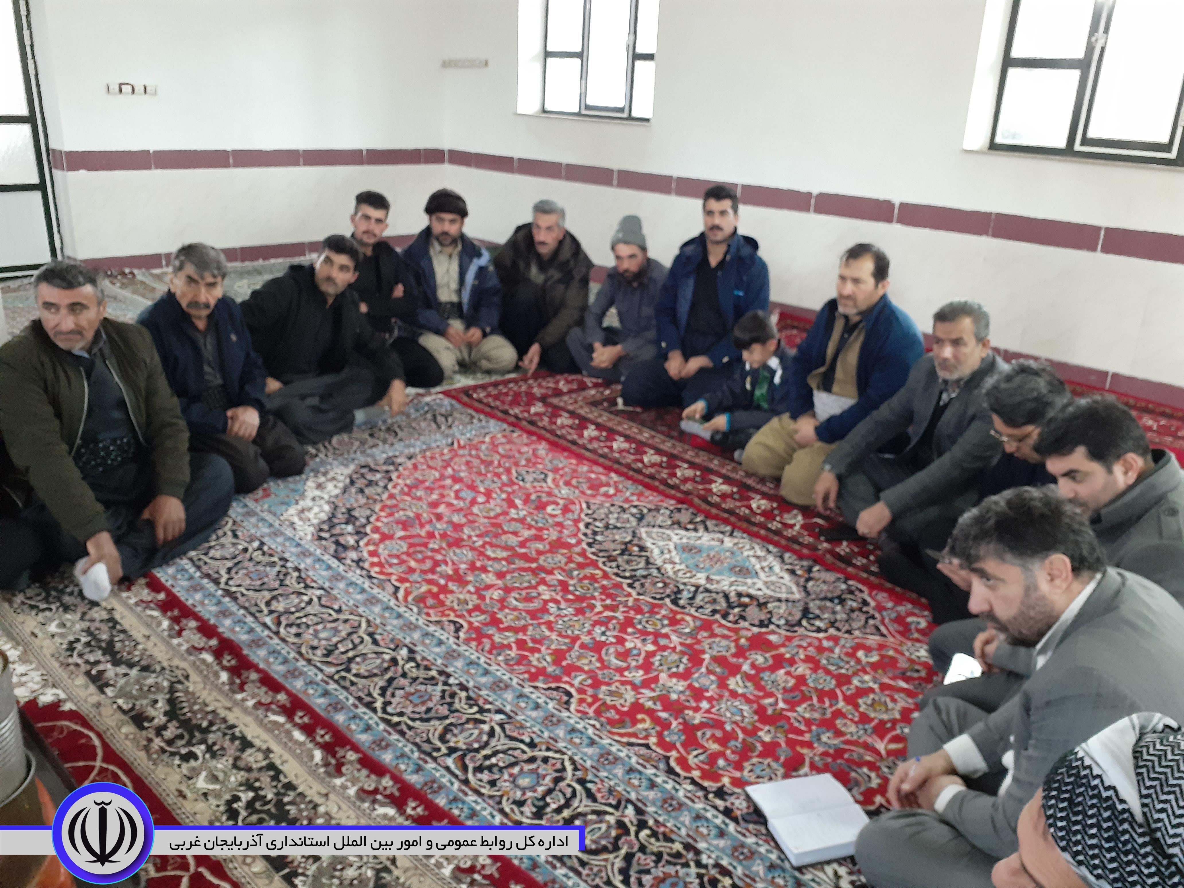 فرماندار ویژه مهاباد از آخرین روستای حوزه شهرستان بازدید کرد