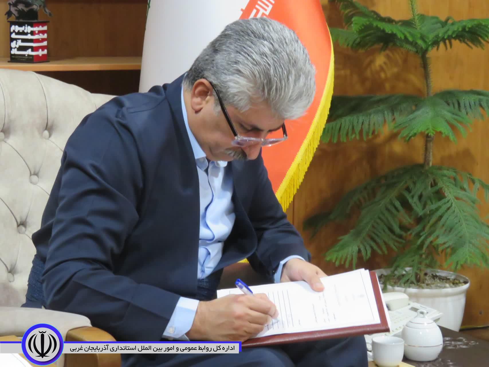 نشست 5 ساعته محمد صادق امیر عشایری پای حرف مردم