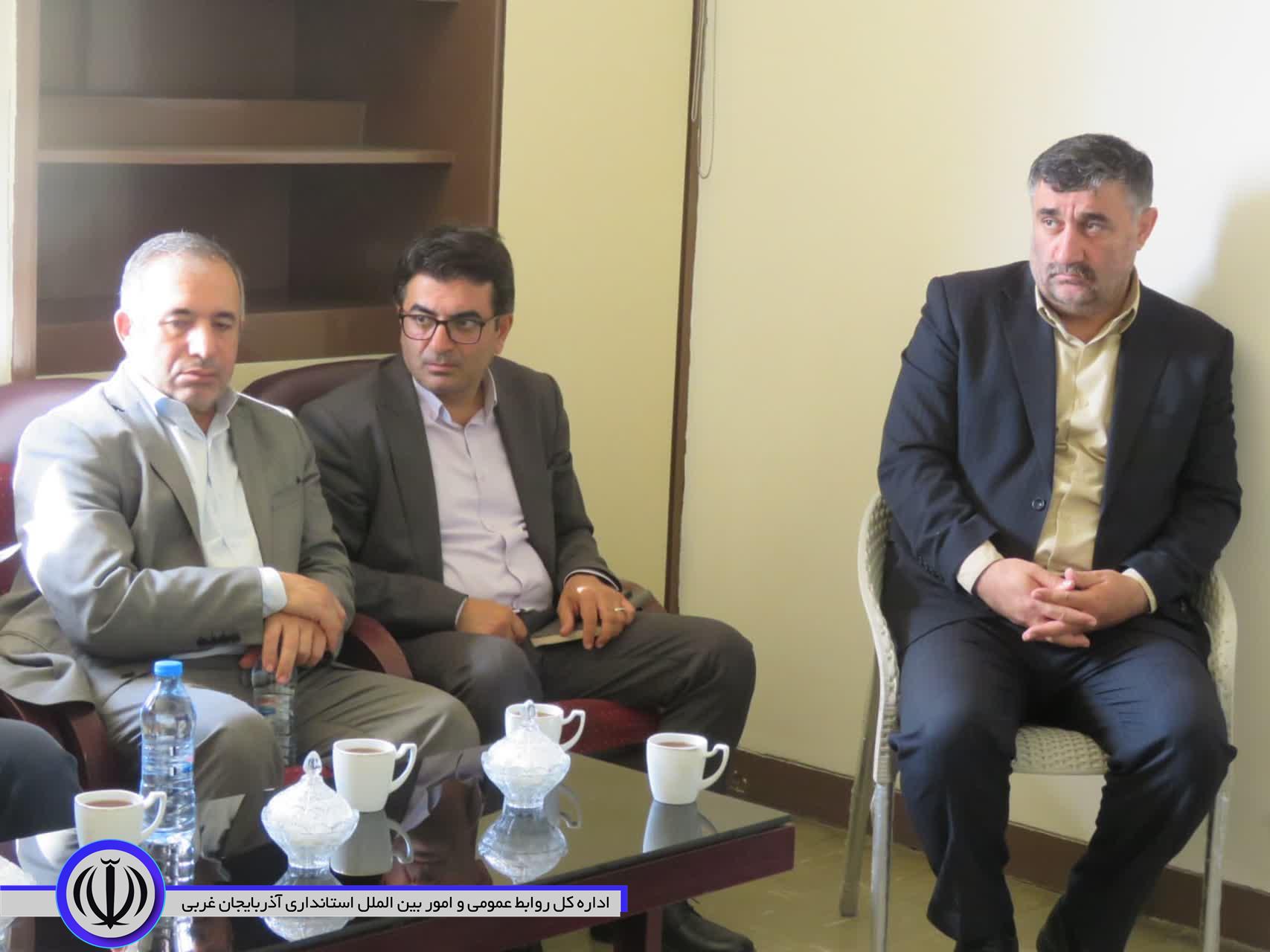بررسی وضعیت منابع آبی در بازدید مسولان استانی و شهرستان از سد مهاباد