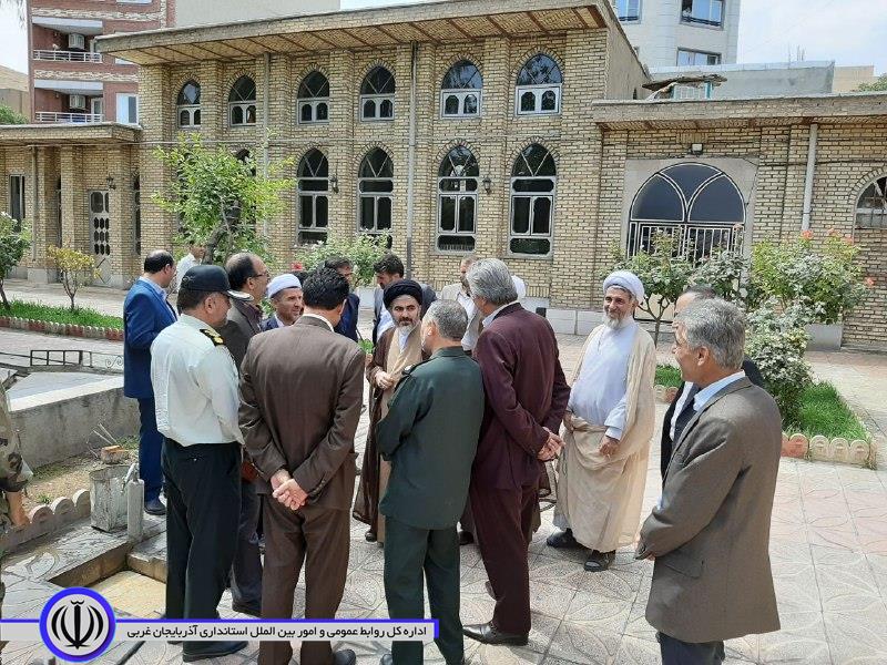 بازدید آیت الله قریشی نماینده ولی فقیه استان و امام جمعه ارومیه از محل پیشنهادی مصلی مهاباد