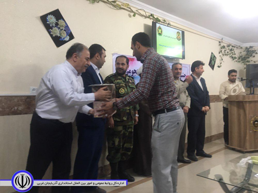 برگزاری روز سرباز در پادگان شهید نصیرزاده مهاباد
